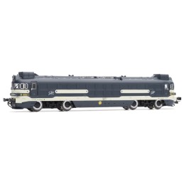 LOCOMOTORA DIESEL RENFE...