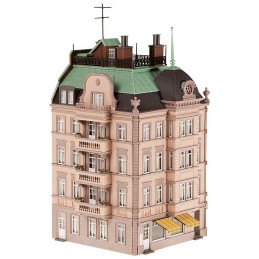 EDIFICIO EN ESQUINA