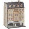 EDIFICION CON CARNICERÍA