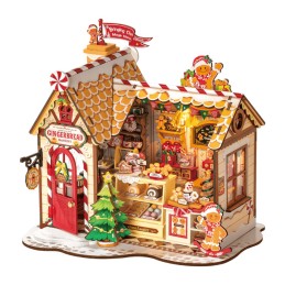 GINGERBREAD HOUSE