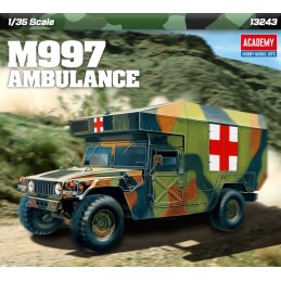 1:35 M997 AMBULANCE